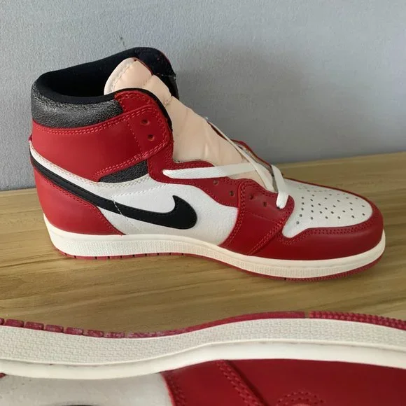 Air Jordan 1 Retro High OG Size 10 Chicago Lost & Found’ Newly released 2022 - Picture 8 of 12
